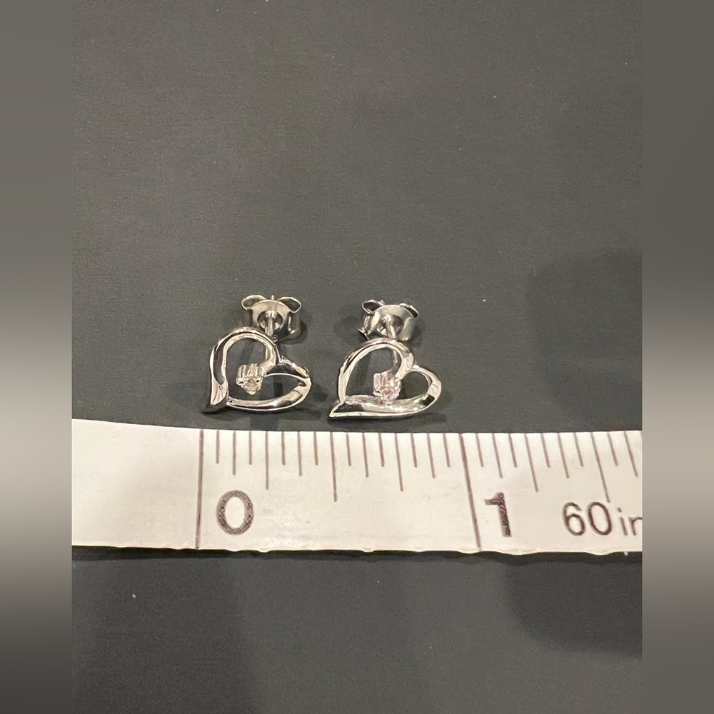NIB ANGARA STERLING SILVER HEART WITH DIAMOND ACCENT EARRINGS AND PENDANT SET - Picture 3 of 10
